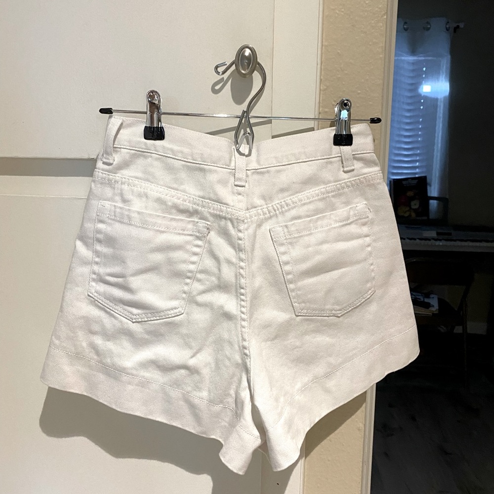 Missguided high rise high waisted denim shorts - Picture 2 of 4